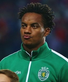 André Carrillo>