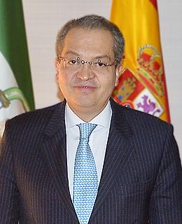 Fernando Carrillo Flórez>