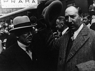 François Charles-Roux