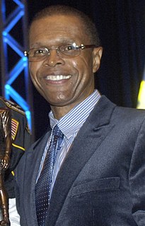 Gale Sayers>