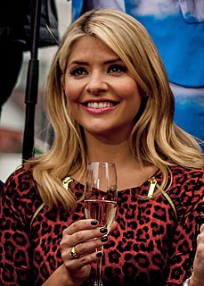 Holly Willoughby>