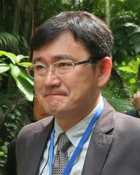 Huang Kuo-shu>