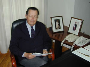 Carlos de Borbón-Dos Sicilias