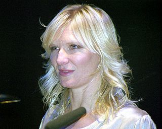 Jo Whiley>