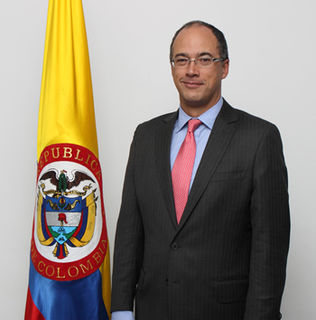 Juan Carlos Echeverry>