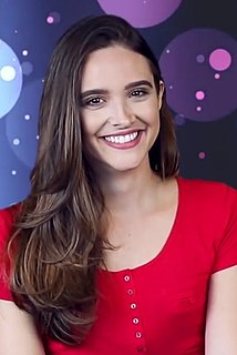 Juliana Paiva>
