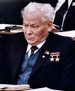 Konstantín Chernenko