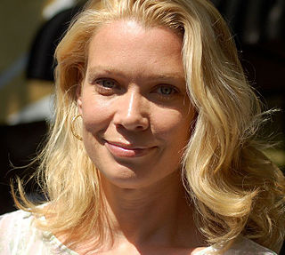 Laurie Holden>