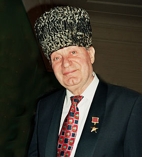Makhmud Esambayev>