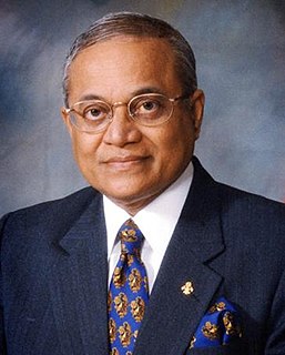 Maumoon Abdul Gayoom>