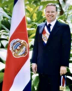 Miguel Ángel Rodríguez Echeverría