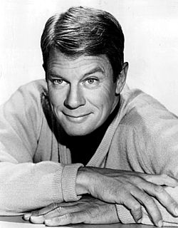 Peter Graves>