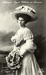 Alejandra Victoria de Schleswig-Holstein-Sonderburg-Glücksburg
