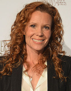 Robyn Lively>