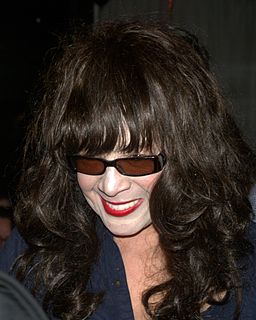 Ronnie Spector>