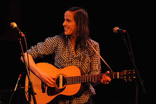 Sera Cahoone