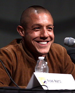 Theo Rossi>